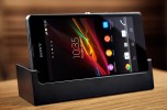 Sony Xperia ZR i ladestasjon