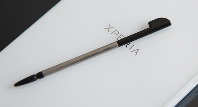 Sony Xperia Z Ultra og en digital penn